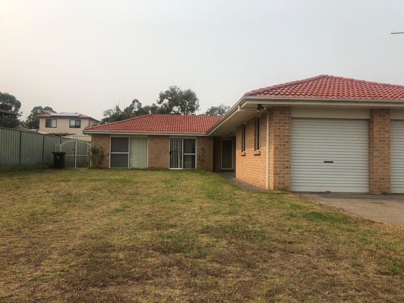 Immaculate 3-Bedroom Home in a Quiet Minto Street